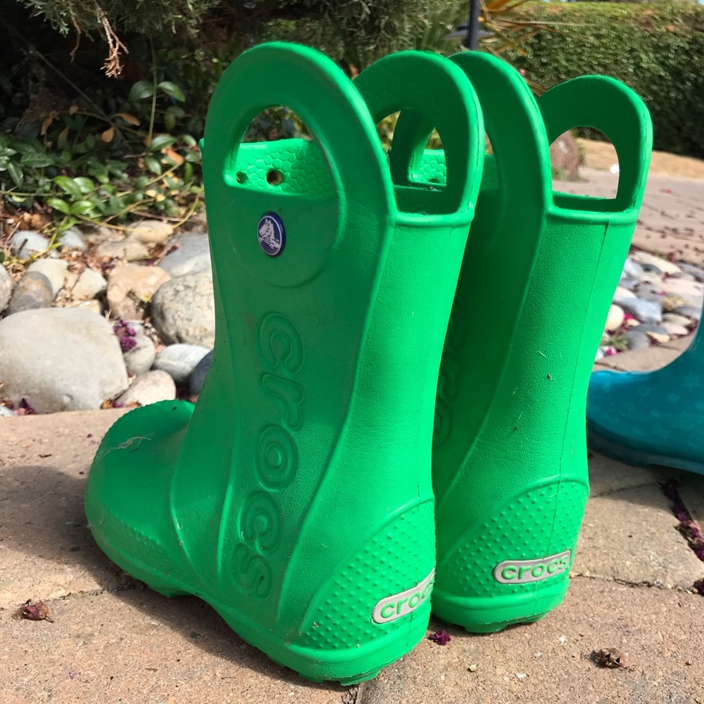 EUC size 9 green rain boots